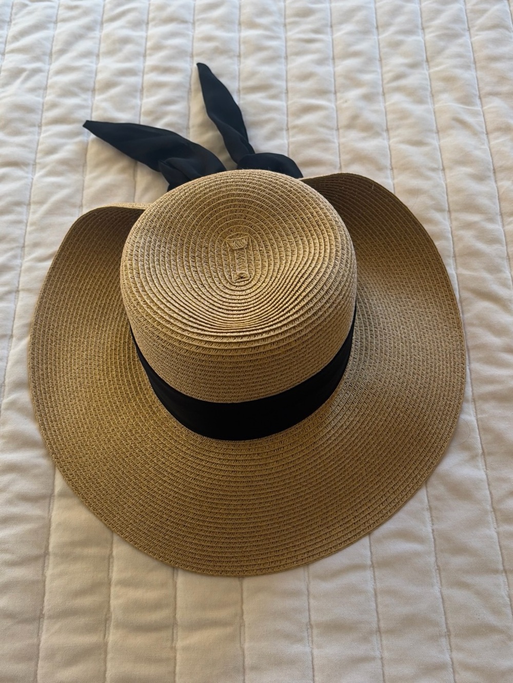 Nine West Tan Straw Wide-Brim Hat with Black Bow